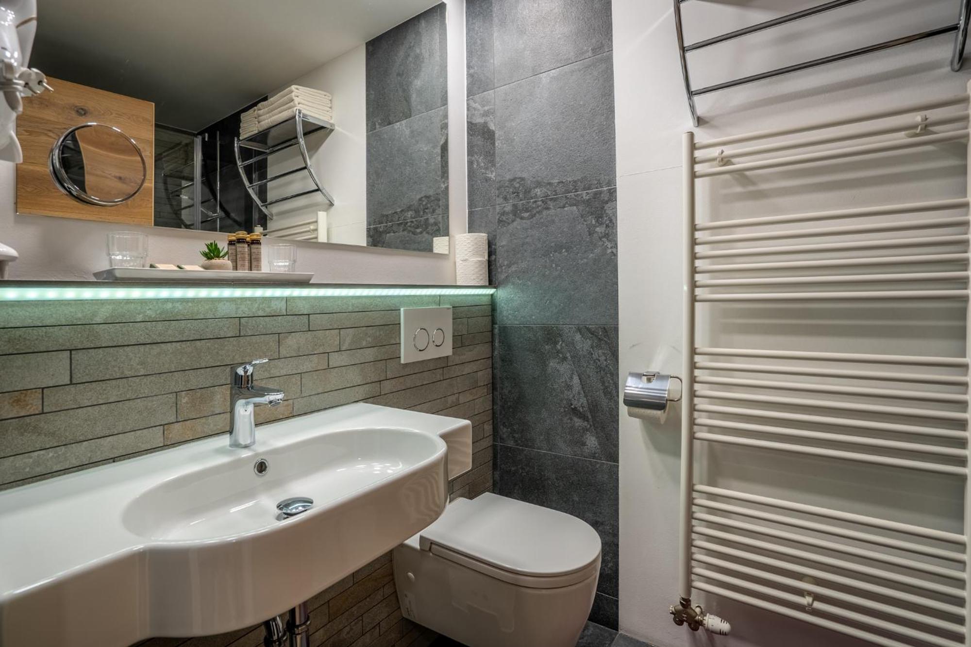Tempfer Apartments & Rooms With New Wellness Rateče Buitenkant foto