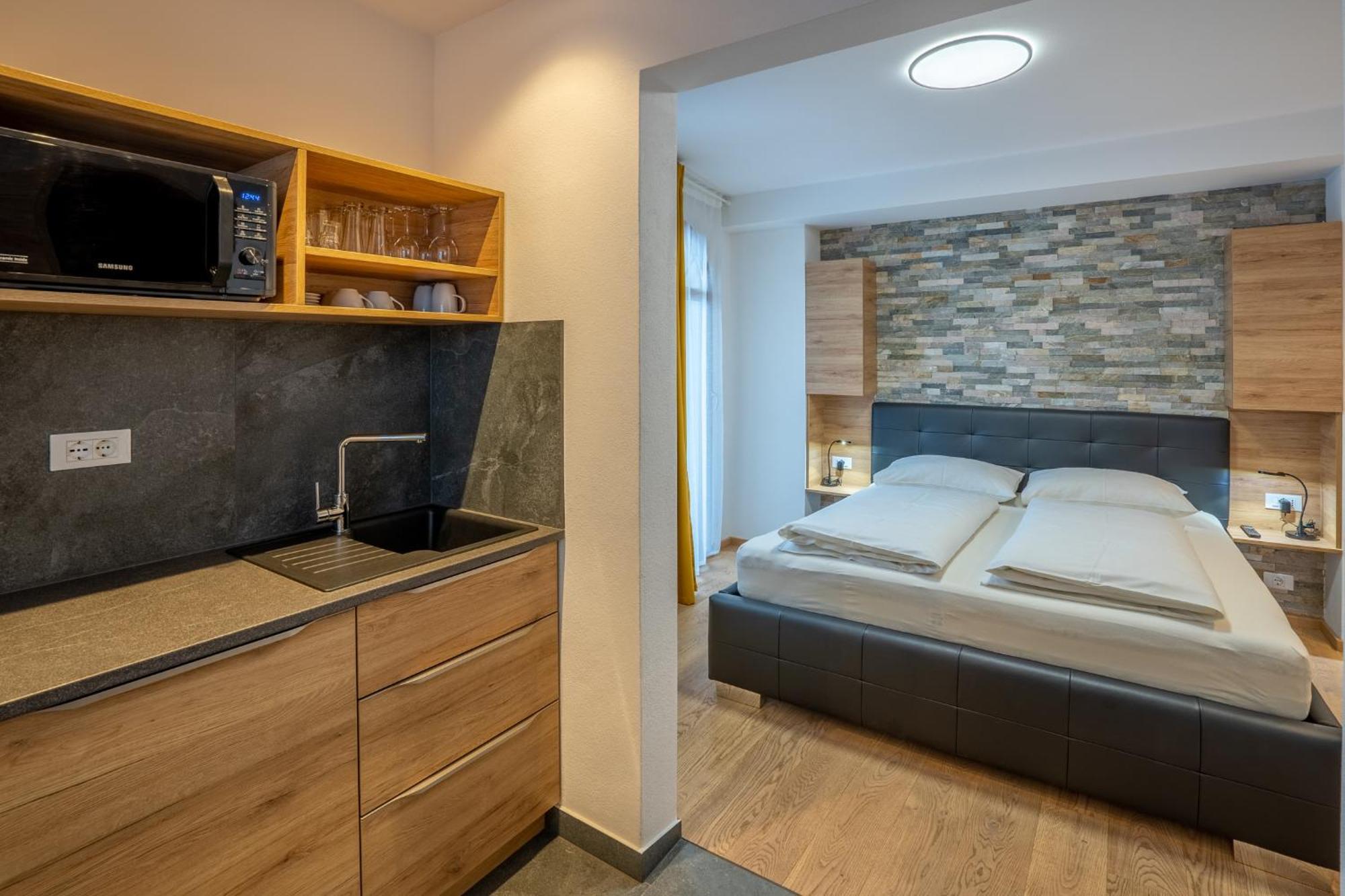 Tempfer Apartments & Rooms With New Wellness Rateče Buitenkant foto