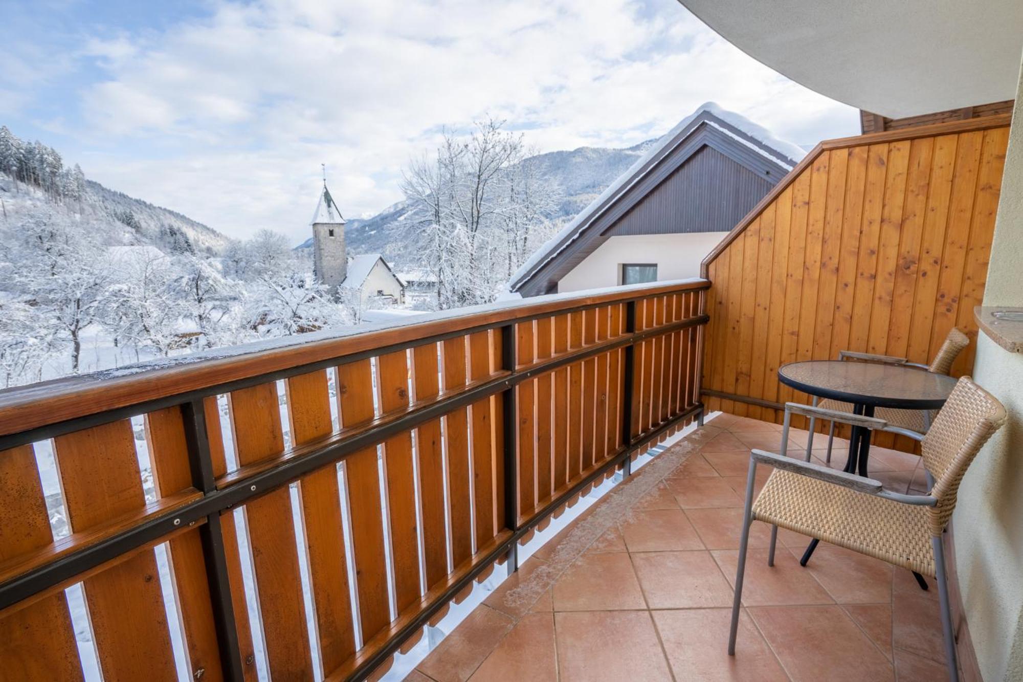Tempfer Apartments & Rooms With New Wellness Rateče Buitenkant foto